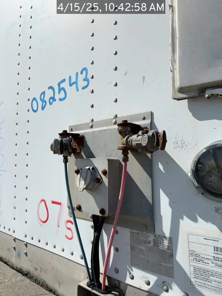 639382596-image-4E94DD03-6A13-4333-B67A-365D8D145356