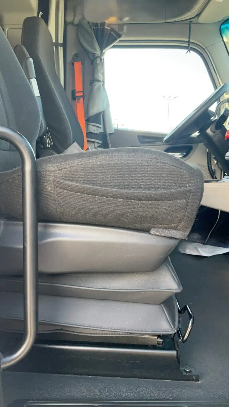 700838680-image-A4C4E2CD-C3D9-4088-A4B8-180567F9BB33