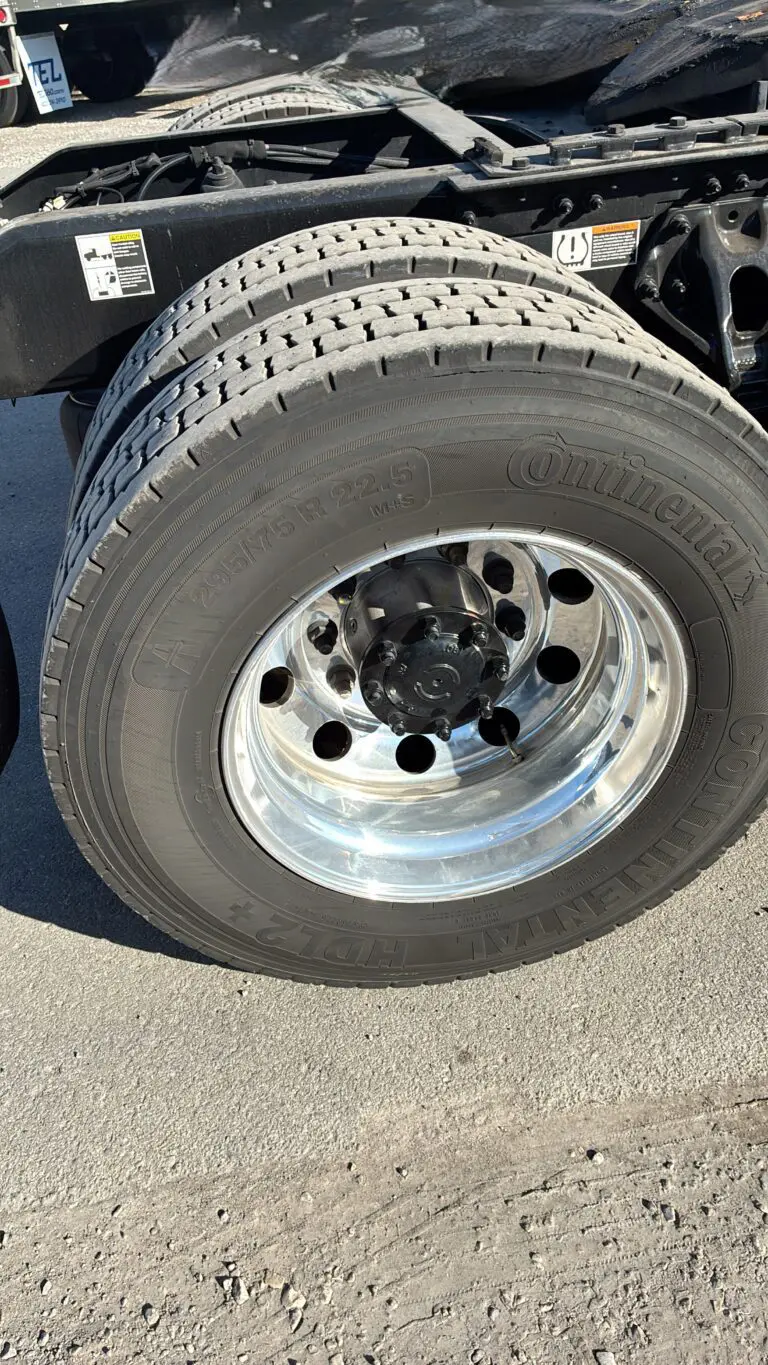 721753182-image-E284EB78-CA2C-4B63-B419-959DC550DE33