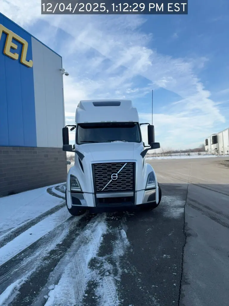 733549908-image-F65A6E51-0B59-4FEB-968A-481326B2CD6C