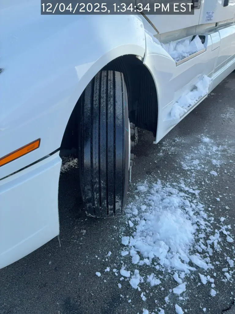 733561474-image-18140905-D019-4392-96A6-B89451511904