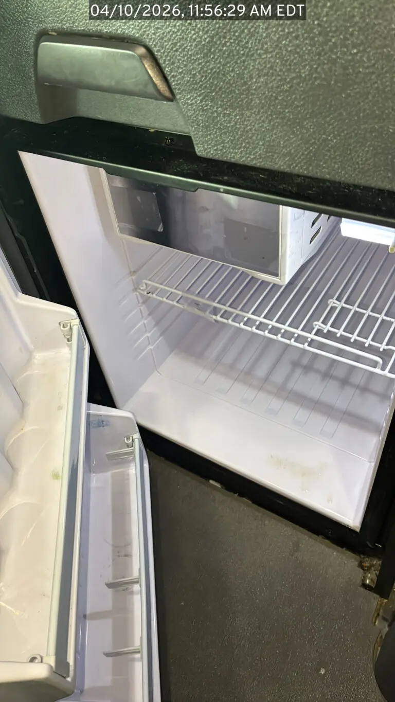 780608620-image-85077FDE-40FE-4273-82DD-5FE8933E452A