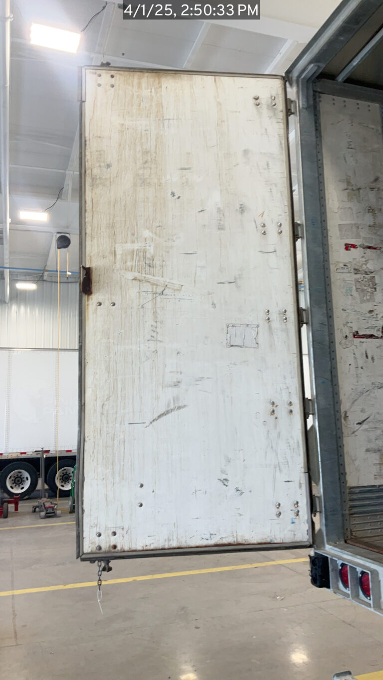 633885921-image-1EEE75BF-6179-4784-A1A0-562812BEFD3B