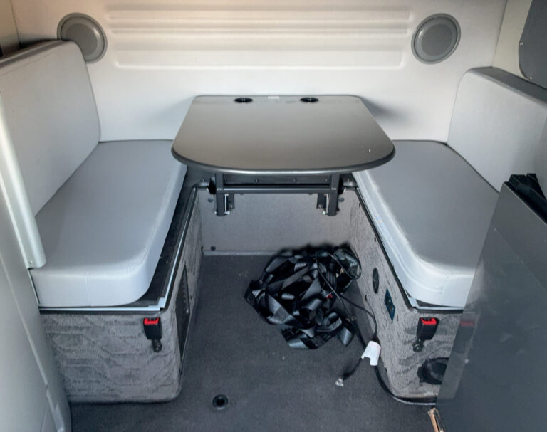 733549903-image-E7B7E9C8-7E05-49FB-877F-37AE93E4E783