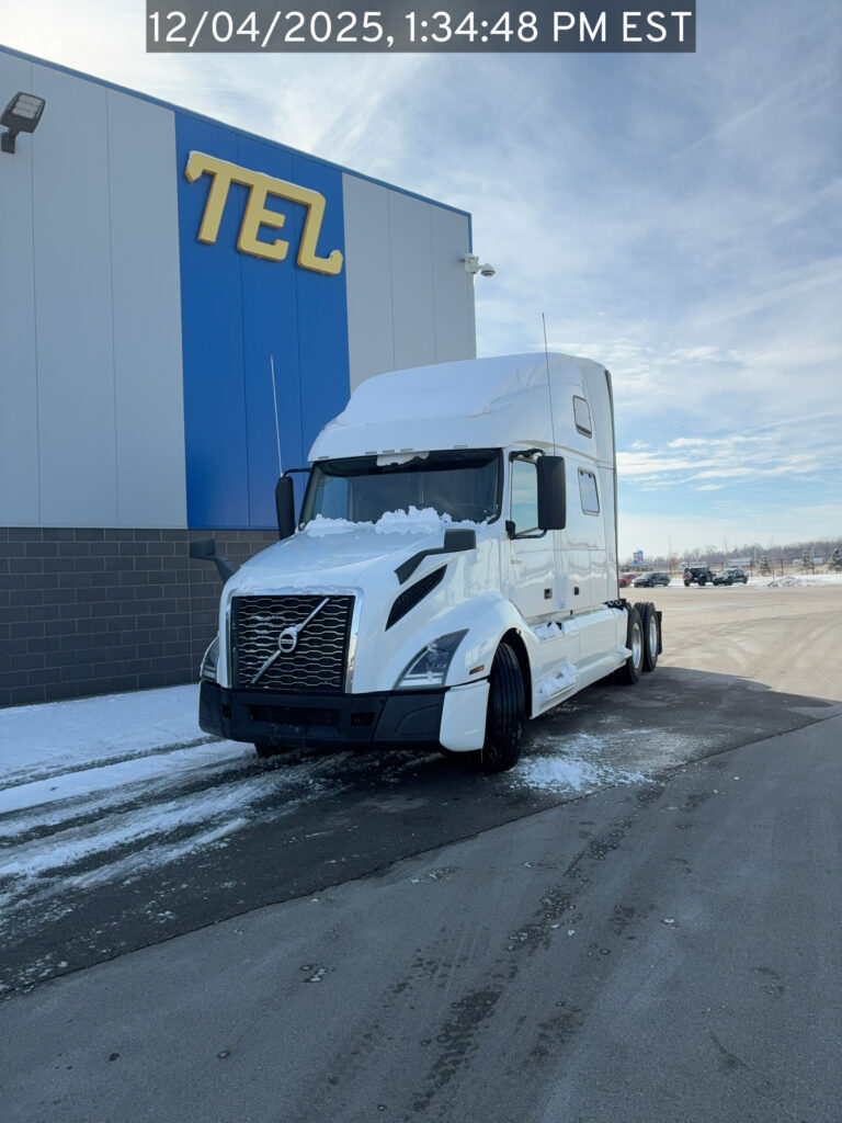 733561475-image-56DC8118-1AAF-44E1-8721-23CBABF20910