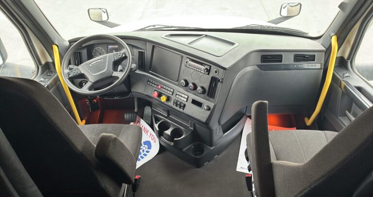 780608621-image-C128EC1F-4D19-4AEC-9B6D-68D64880F2F5