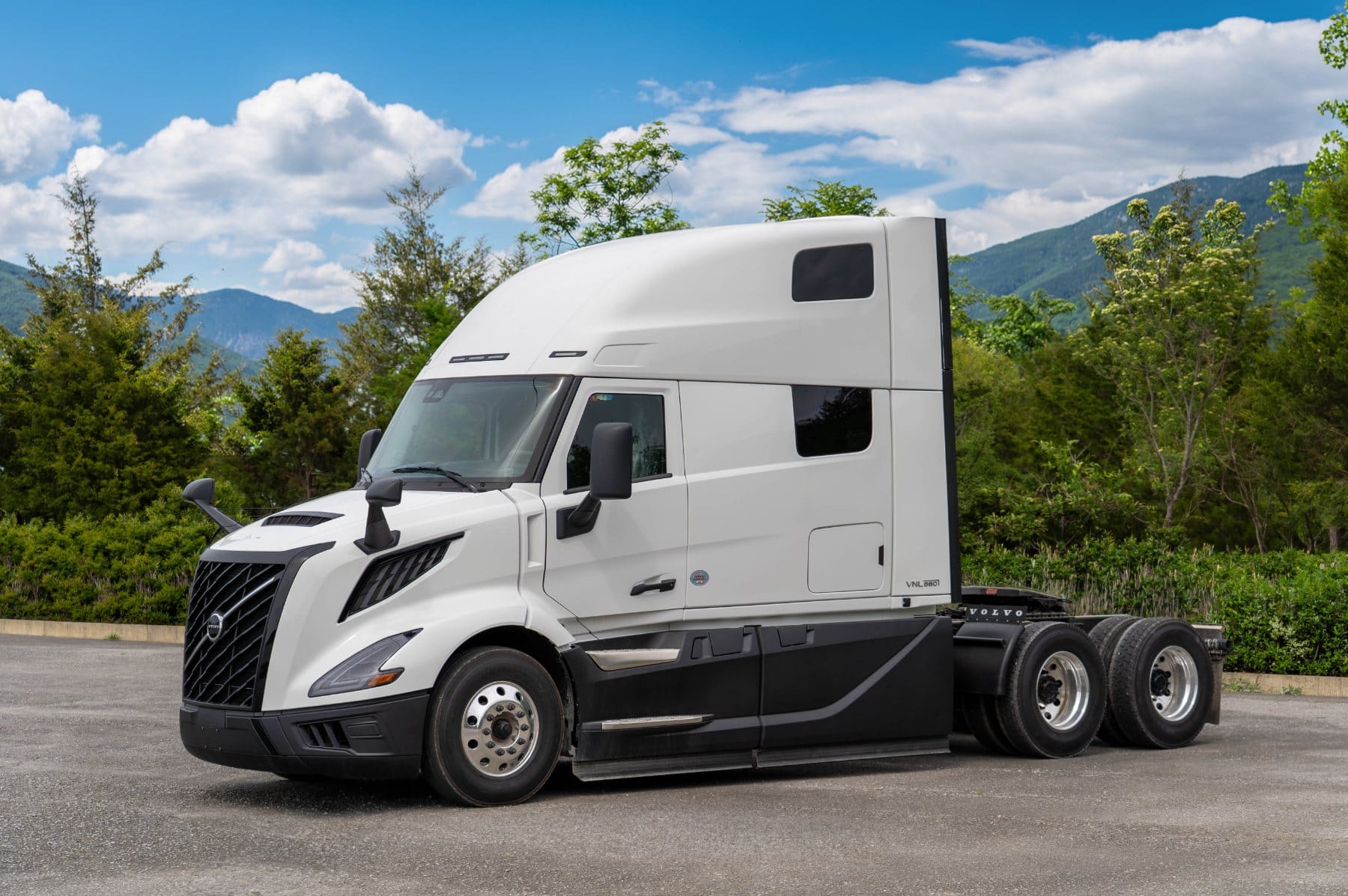 Volvo VNL 860